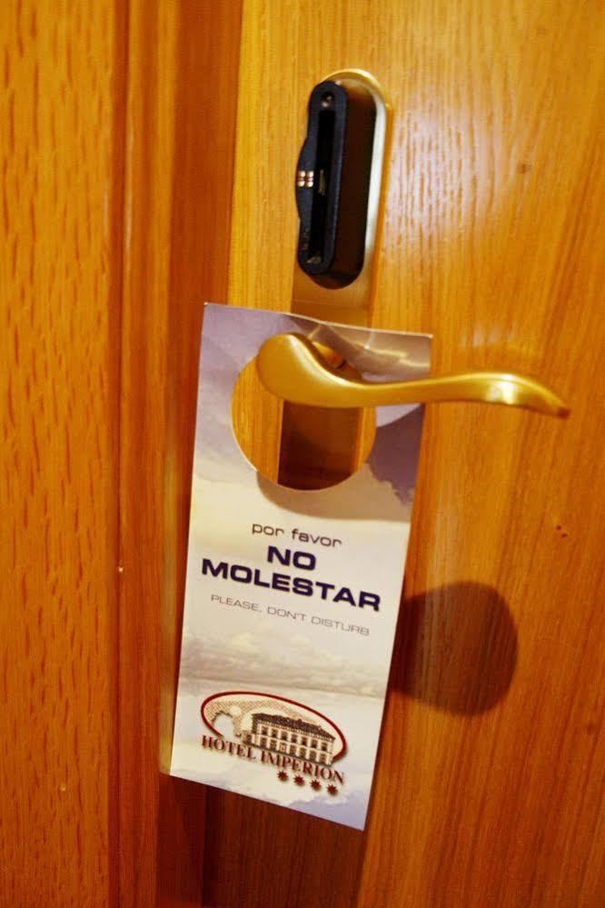 Imperion Hotel Onís Kültér fotó